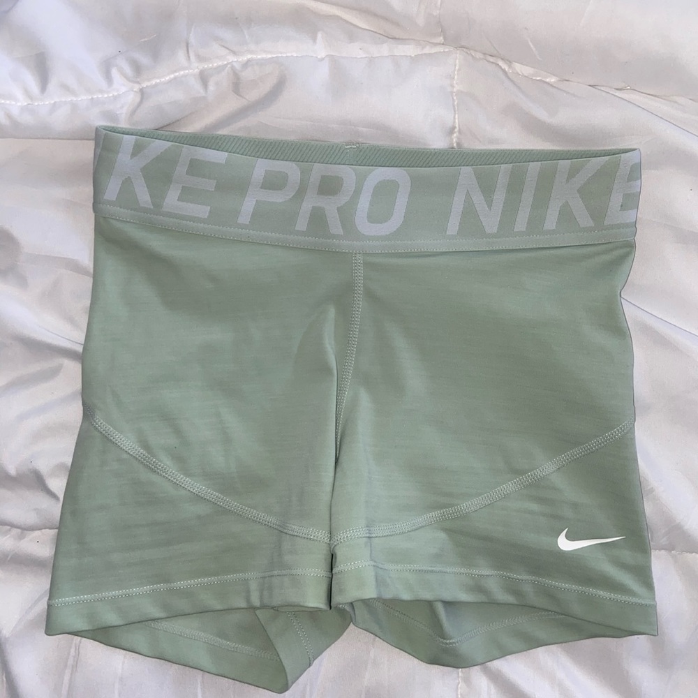 nike pro shorts